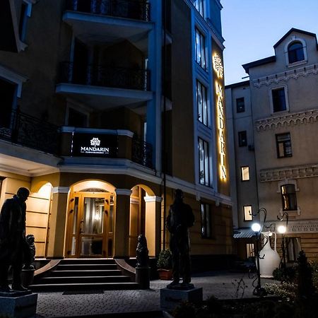 Hotel "Mandarin Clubhouse" Kharkiv Bagian luar foto
