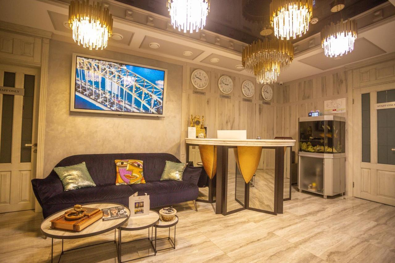 Hotel "Mandarin Clubhouse" Kharkiv Bagian luar foto