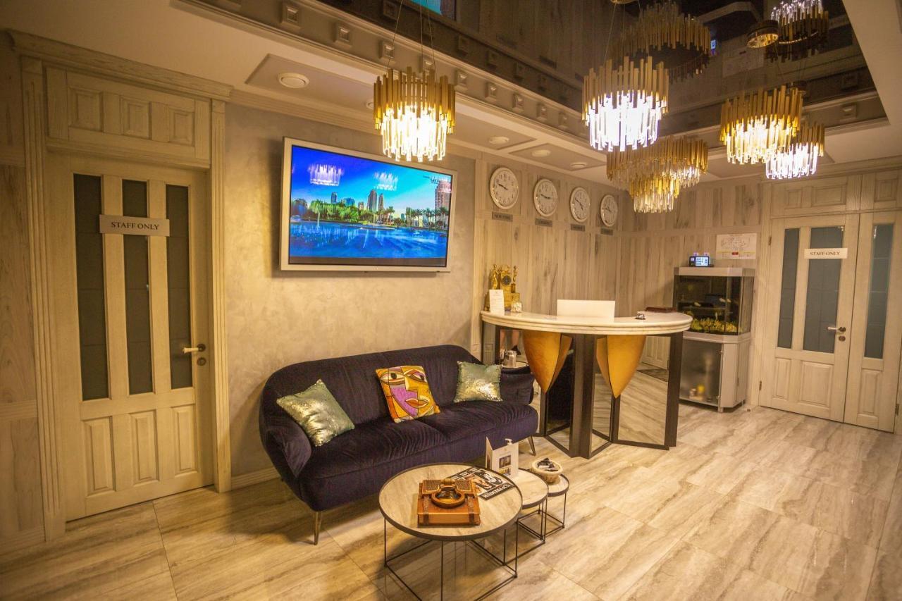 Hotel "Mandarin Clubhouse" Kharkiv Bagian luar foto